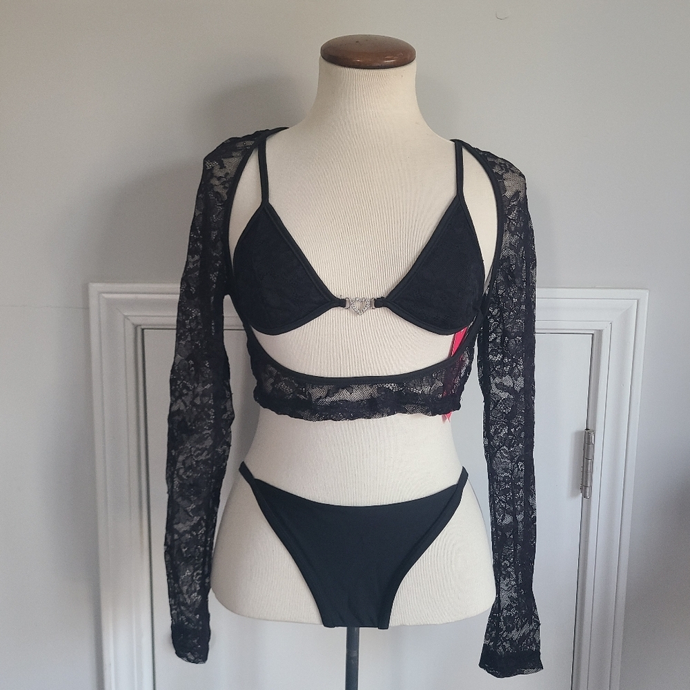 Shein Icon Bikini Set Size M Lace Top String Swimsuit Rhinestone Hearts 3 Piece⛪